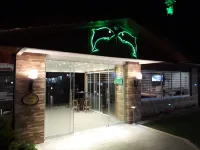 Dolphin Apart Hotel - Airport Shuttle