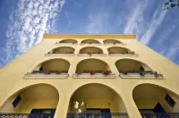 Hotel Vanni - Airport Shuttle
