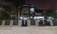 Treebo Backpackers Inn