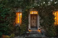 Maison Lou Roucas Hotels near FERRANDO DENIS