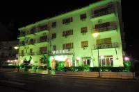 Hotel Mondial Hotels near Albachiara Outlet