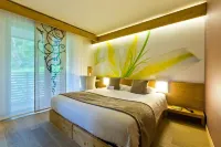 La Croix de Savoie & Spa فنادق في Morillon