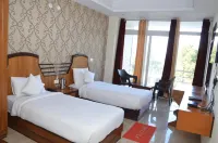 Hotel Chopra Residency Hotels in Hamirpur