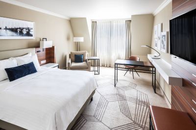 デラックス クイーンルーム プラハ マリオット ホテルの写真