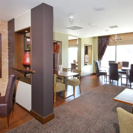 Premier Inn London Gatwick Airport (Manor Royal)