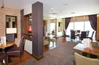Premier Inn London Gatwick Airport (Manor Royal)