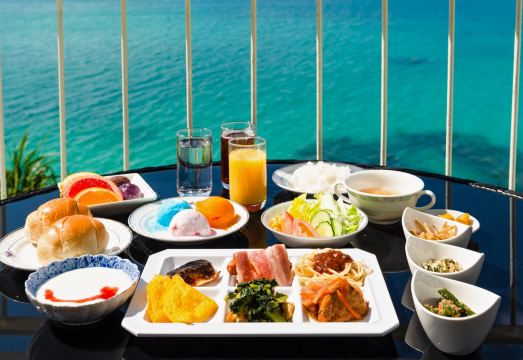 호텔 리조넥스 나고의 오션뷰 객실 사진