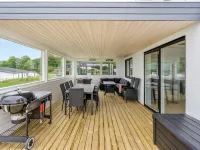 "Constantin" - 500m from the Sea Hotels in Sjolund