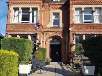 The Lismore Hotel Hotels in Ratley and Upton