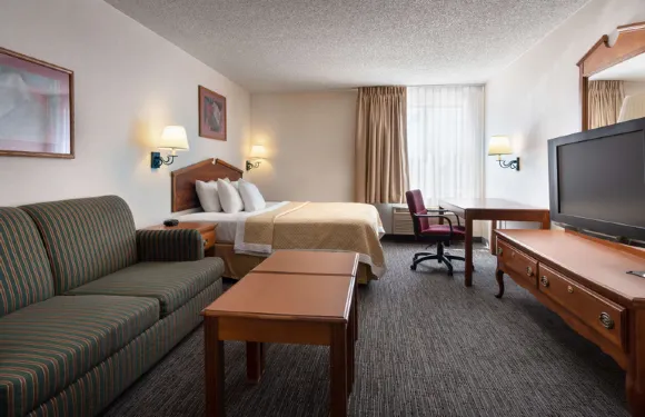 丹佛國際機場戴斯套房酒店