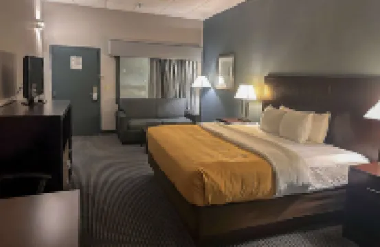 Suburban Studios Hotels in Williams County