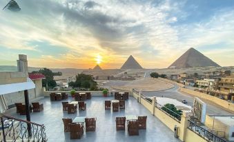 Egypt Pyramids Inn