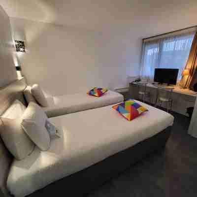 Hôtel Kyriad Valserhône Genève Rooms