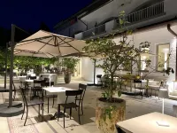 Seebay Hotel