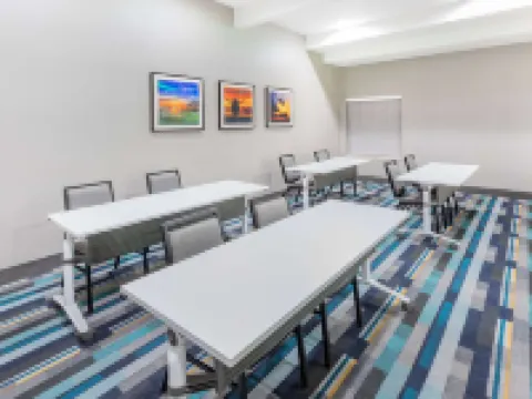 La Quinta Inn & Suites by Wyndham Pharr Rgv Medical Center Hotels in Pharr