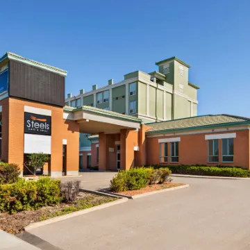 Royal Hotel Regina, Trademark Collection by Wyndham Hotels near Grasslands