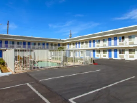 โมเทล 6 ฟีนิกซ์ แอริโซนา - สนามบิน - ถนนสาย 24 โรงแรมในฟีนิกซ์