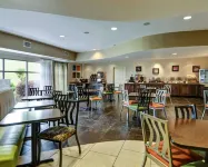 温泉城舒適套房酒店