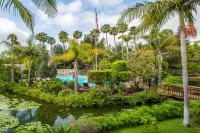 라마다 바이 윈덤 산타 바바라 Santa Barbara Landing 주변 호텔