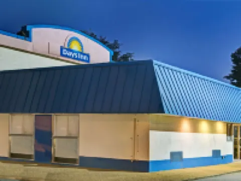 Days Inn by Wyndham Elizabeth City Hotels in Pasquotank County