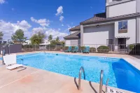 Super 8 by Wyndham Greer/Spartanburg Area - Pools