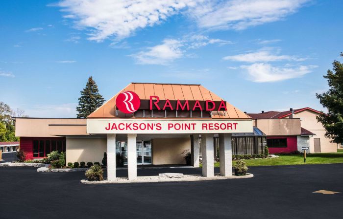 Ramada by Wyndham Jacksons Point