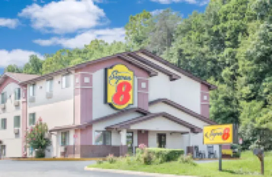 Super 8 by Wyndham Roanoke VA Hotel a 