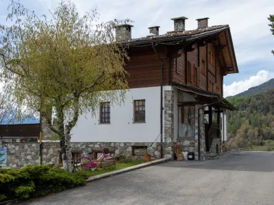 Renard Hotels near Castello Reale di Sarre