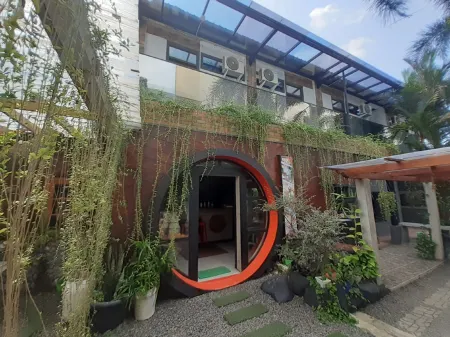 The Royal Homestay Syariah Отели в г. Tegal Regency