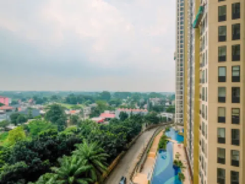 RedLiving Apartemen Transpark Cibubur - Ens Room Hotels in Jatisampurna