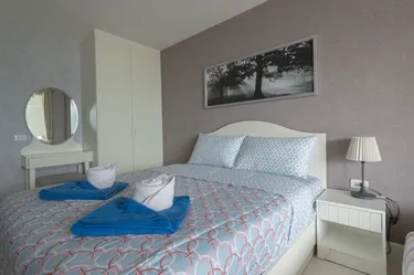 รูปภาพของ2 Bicycles with Sea View One Br Beach and Pool Front Located in Cha-am Hua Hin