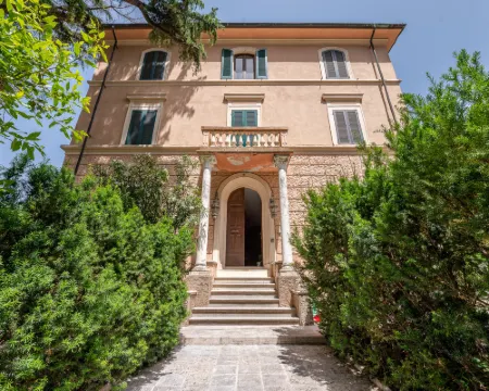 Sanda Hotels in Massa Marittima