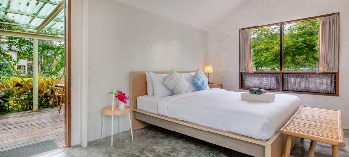 The Little White Bird Traveller Hostel Hotels in Koh Kood