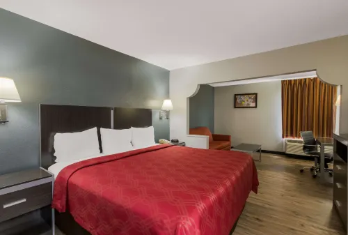 Econo Lodge Inn & Suites Hotels in Bay Saint Louis