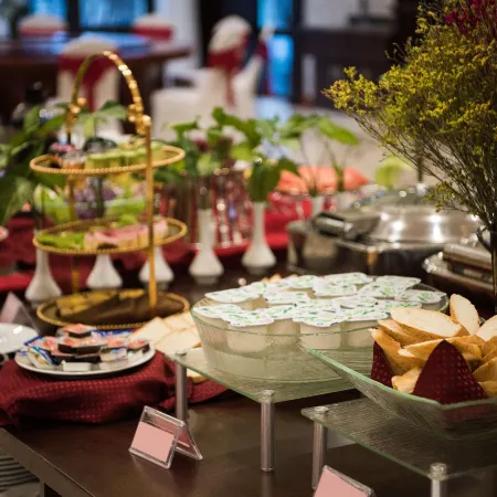 Mong Cai Palace Hotel