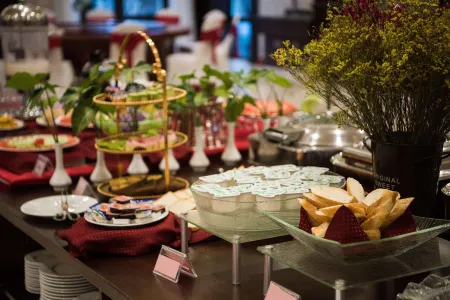 Mong Cai Palace Hotel Отели в г. Монгкай