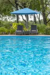 Azambezi River Lodge - Pools