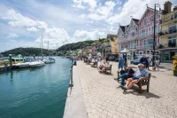 Seven Stars Hotels in Dartmouth