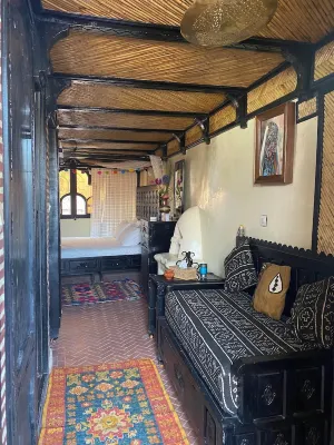 Riad Azurite