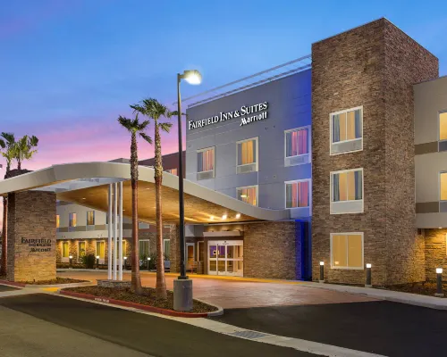 Fairfield Inn & Suites Sacramento Folsom Hotels in Folsom