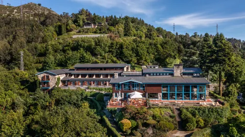 Pousada Geres-Caniçada – Charming Hotel Hotels in Anisso