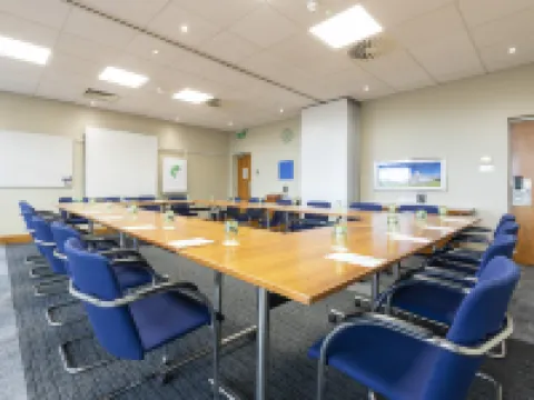 Holiday Inn CARDIFF CITY CENTRE by IHG カーディフのホテル