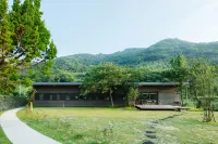A Special Time to Get Away from Everyday Life at Hôtels à : Goto