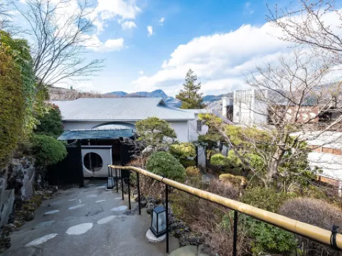 花心旅館-2024年3月重新開業