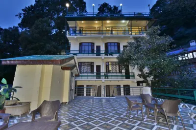 Hotel Wild Rose - Dalhousie Các khách sạn gần St. Francis Church