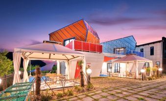 Hwasun the Holiday Pool Villa