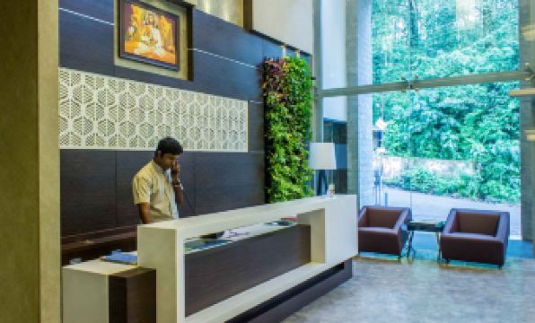 Eastend Munnar - Housity