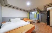 密陽V1 V2 V3 Gaon附近的飯店