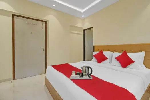 Hotel Sunrise Juhu Hotels near O2 Spa Juhu