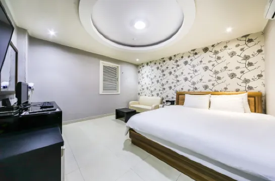 Changwon Sangnam-Dong Q